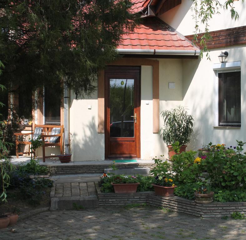Vargapartman Szeged Bagian luar foto